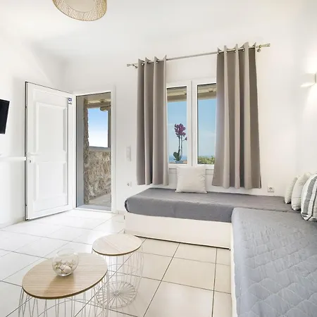 Overview Mykonos Plintri