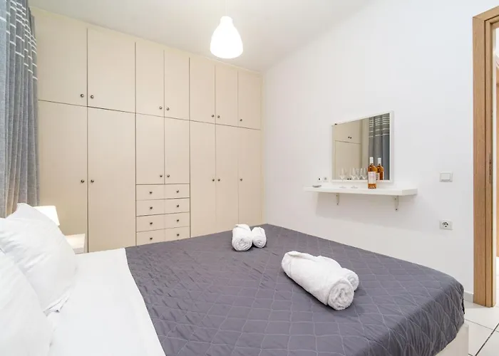 Overview Mykonos 4* Plintri