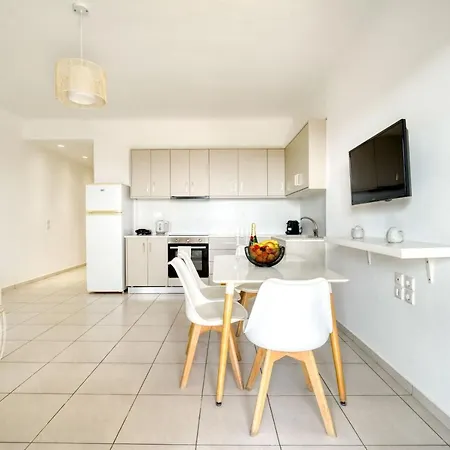 Overview Mykonos 아파트호텔 Plintri