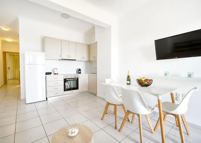 Ξενοδοχείο με διαμερίσματα Overview Mykonos 4*